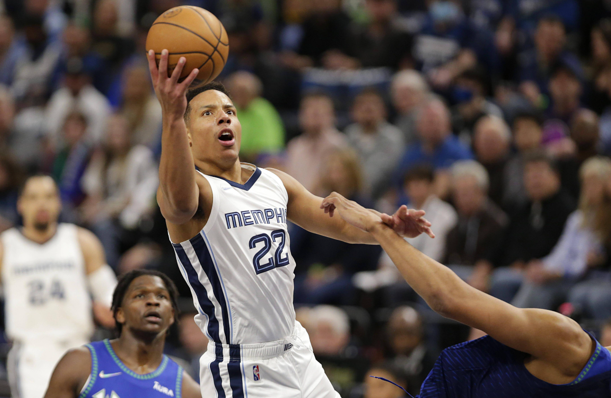 转折点！孟菲斯灰熊单刀错失，葡超关键时刻攻防权衡，话题不断，更衣室氛围转暖 -开云中国官网